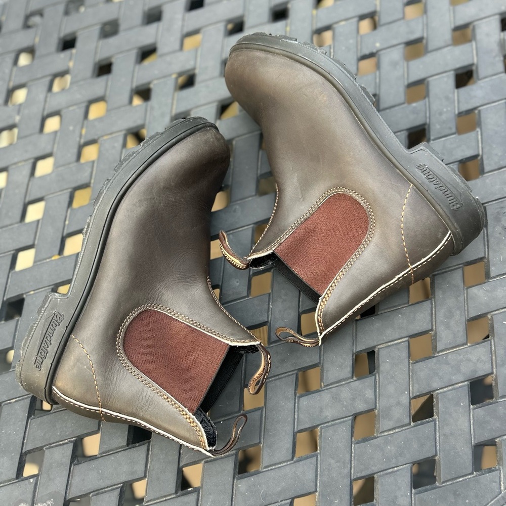Blundstone Classic Men's 500 Chelsea Boots in Walnut - Picture 7 of 13